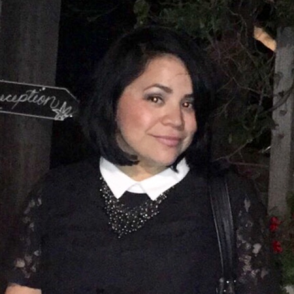 Meet your Posher, Yesenia